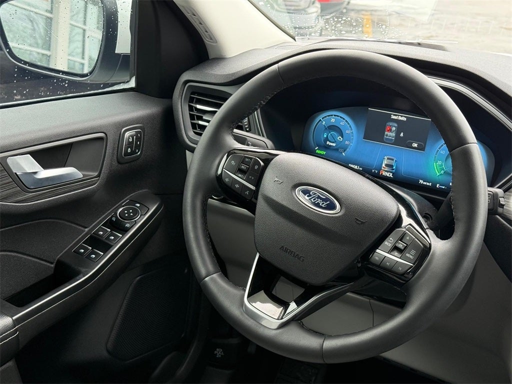 2023 Ford Escape Hybrid Platinum