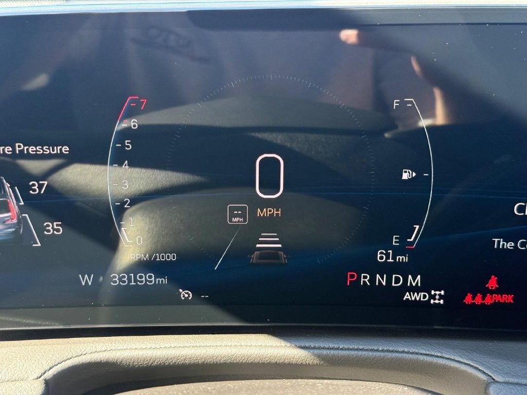 2024 Cadillac XT4 Premium Luxury
