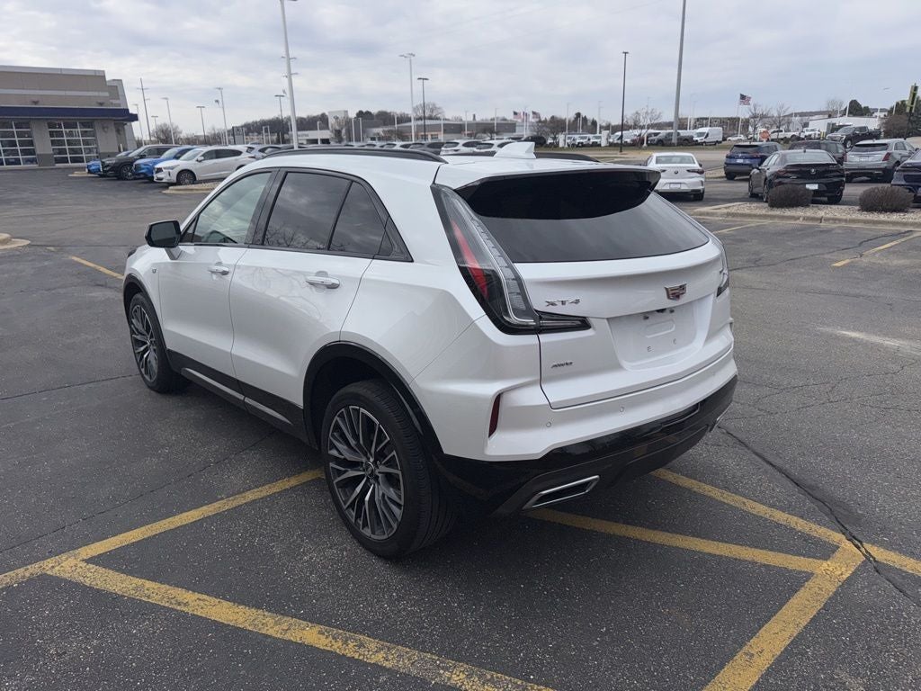 2024 Cadillac XT4 Sport