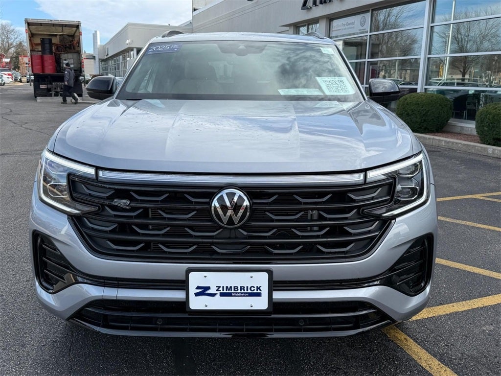 2025 Volkswagen Atlas Cross Sport 2.0T SEL R-Line Black