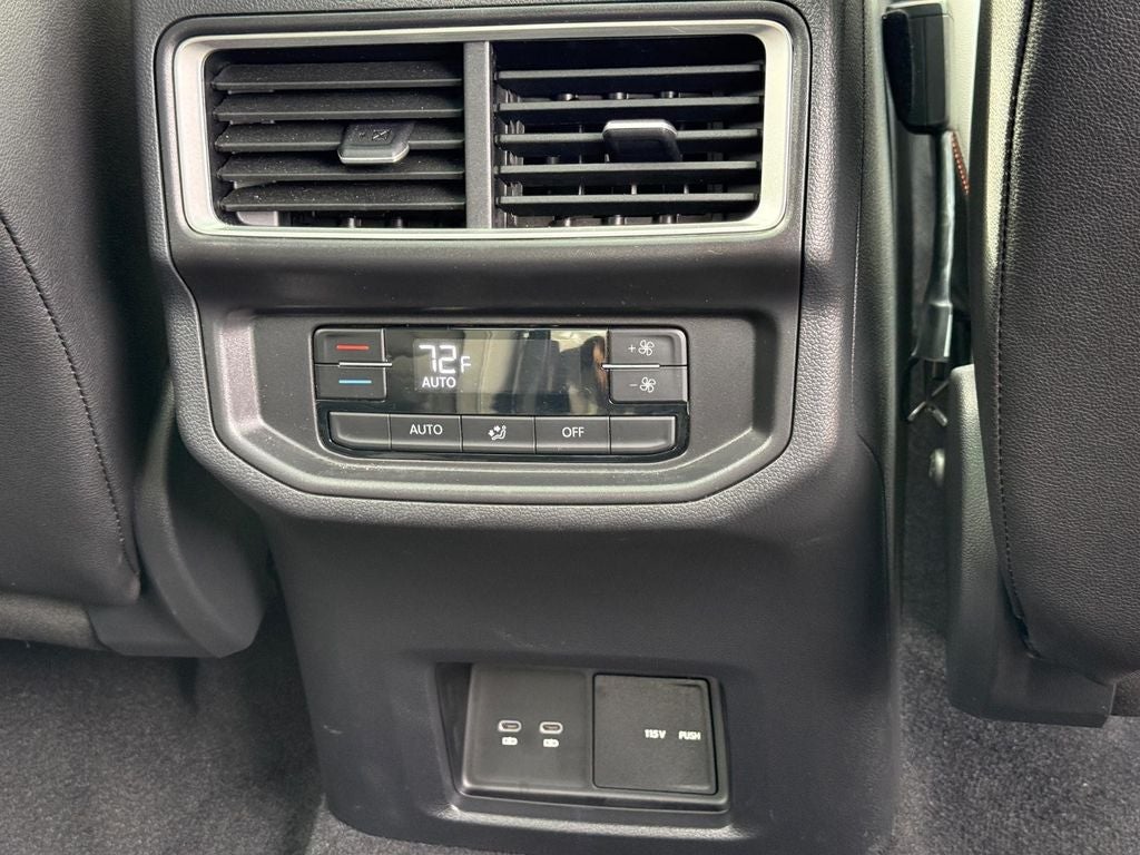 2026 Volkswagen Atlas Peak Edition