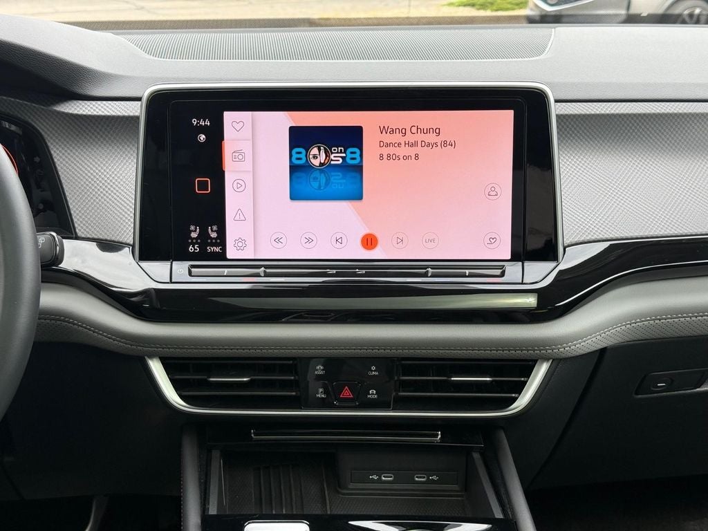 2025 Volkswagen Atlas 2.0T Peak Edition