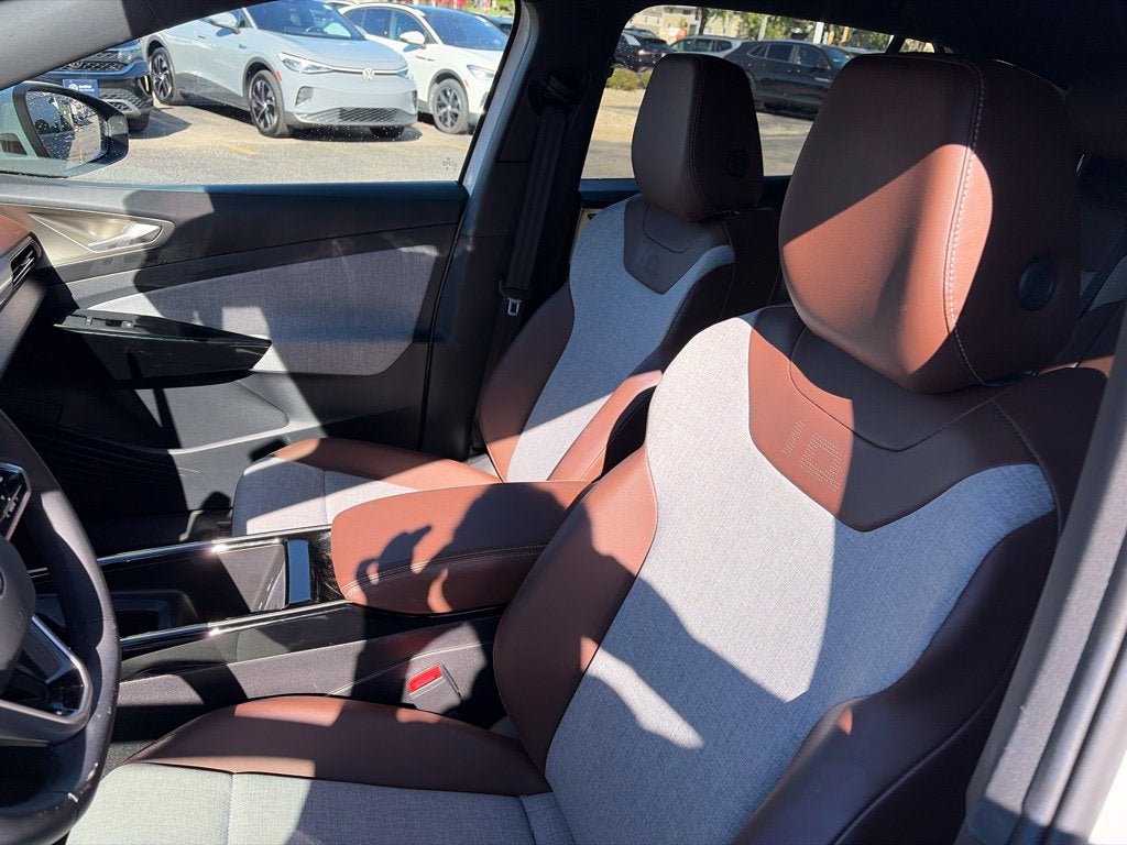2023 Volkswagen ID.4 Pro