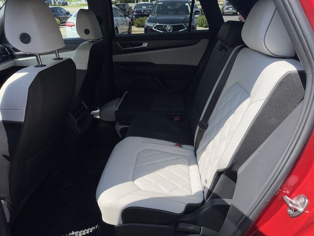 2025 Volkswagen Atlas Cross Sport 2.0T SEL Premium R-Line
