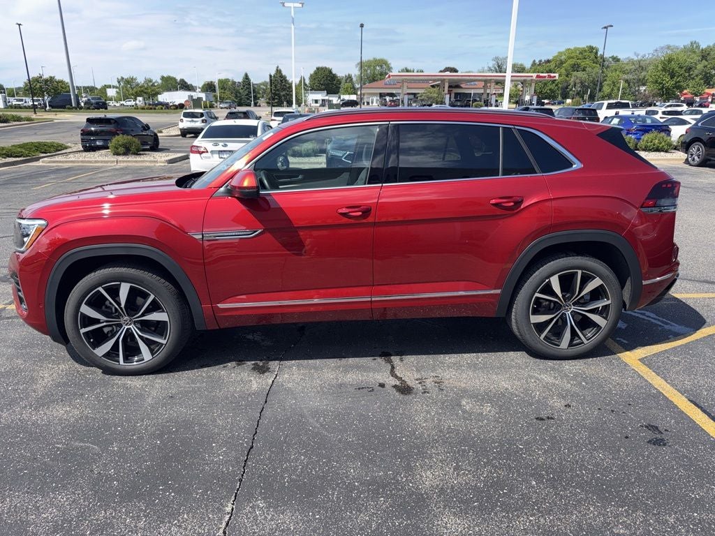 2025 Volkswagen Atlas Cross Sport 2.0T SEL Premium R-Line