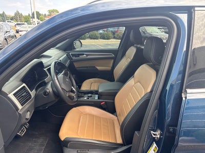 2023 Volkswagen Atlas Cross Sport 3.6L V6 SEL Premium R-Line