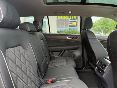 2025 Volkswagen Atlas 2.0T SEL Premium R-Line