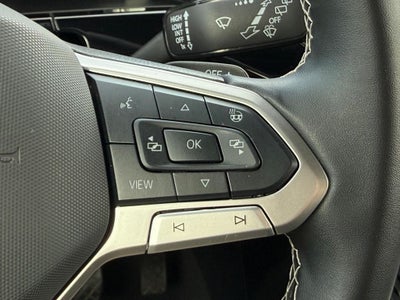 2025 Volkswagen Atlas Cross Sport 2.0T SE w/Technology