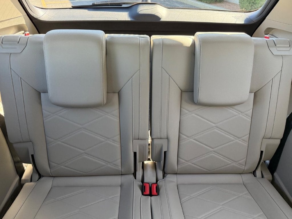 2026 Volkswagen Atlas SE w/Technology