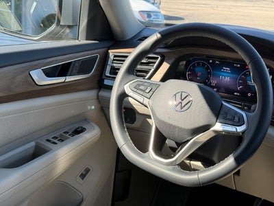 2026 Volkswagen Atlas SE w/Technology