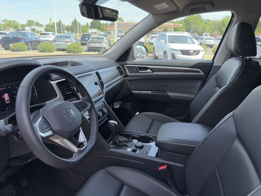 2023 Volkswagen Atlas 3.6L V6 SE w/Technology
