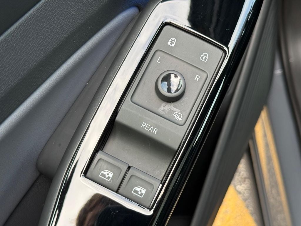 2023 Volkswagen ID.4 Pro S Plus