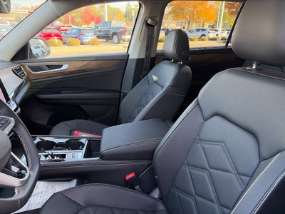 2026 Volkswagen Atlas SE w/Technology