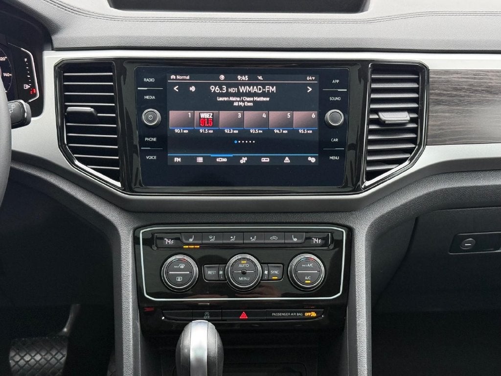 2023 Volkswagen Atlas 2.0T SE w/Technology