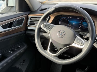2025 Volkswagen Atlas 2.0T SE w/Technology