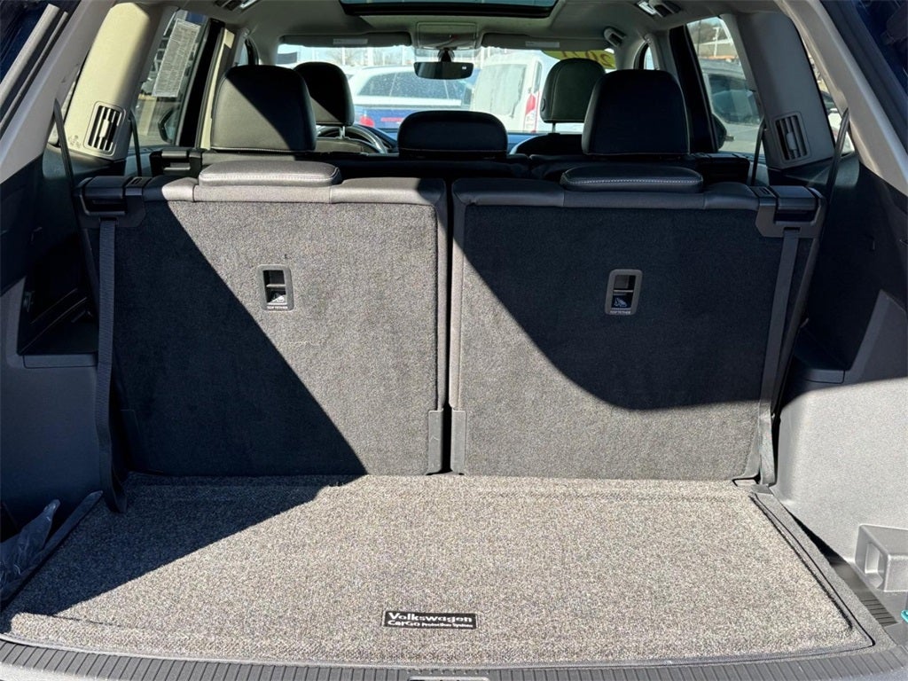 2021 Volkswagen Atlas 3.6L V6 SE w/Technology R-Line