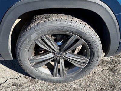 2021 Volkswagen Atlas 3.6L V6 SE w/Technology R-Line