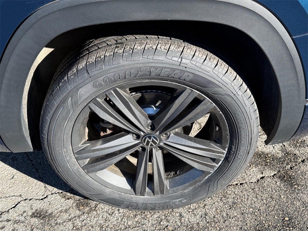 2021 Volkswagen Atlas 3.6L V6 SE w/Technology R-Line