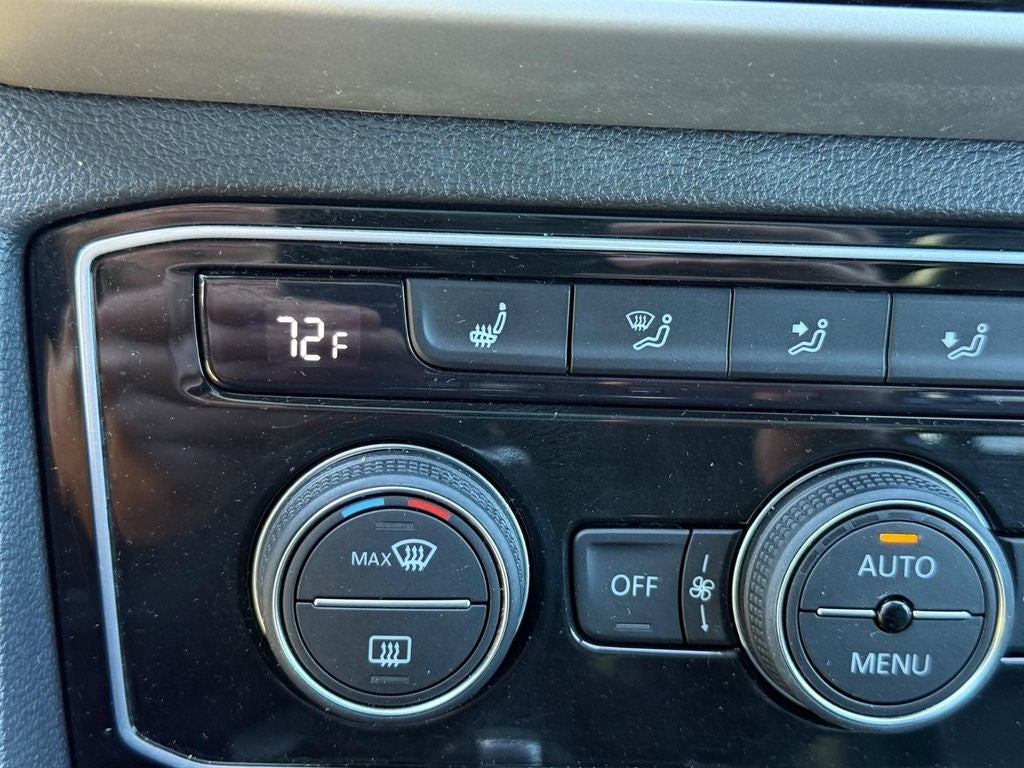 2022 Volkswagen Atlas Cross Sport 3.6L V6 SEL R-Line