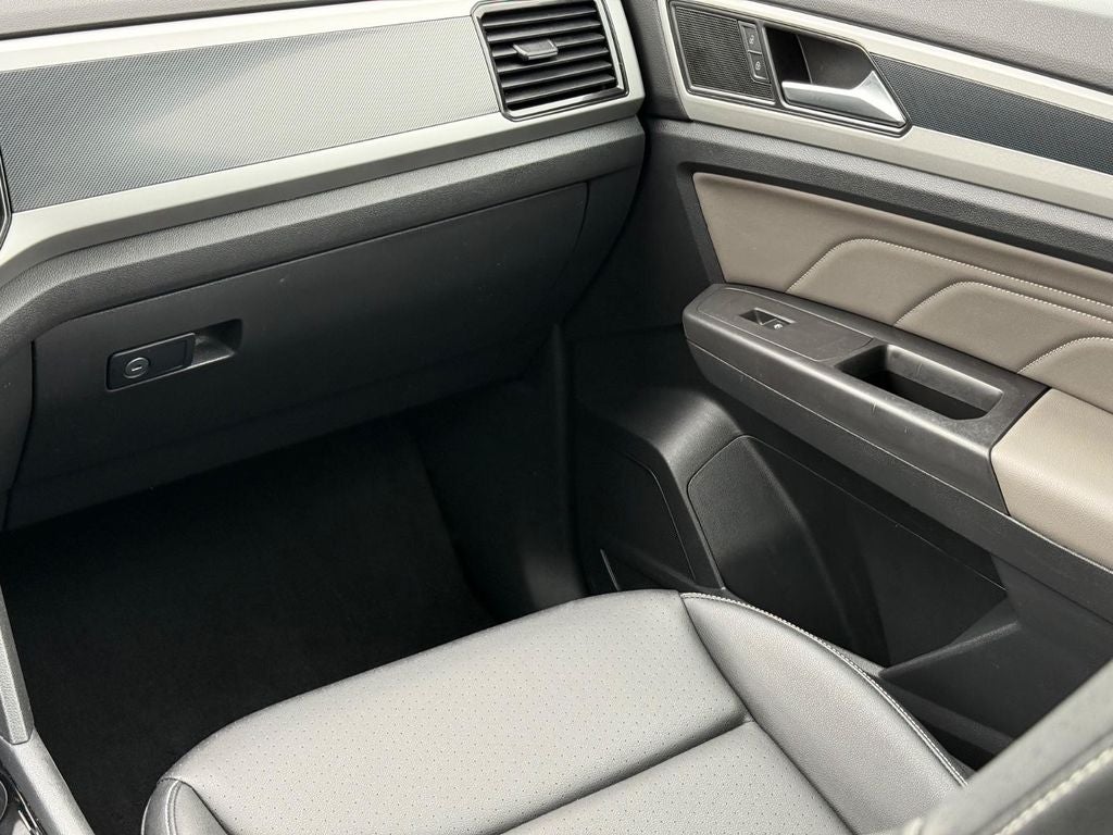 2023 Volkswagen Atlas 3.6L V6 SEL R-Line