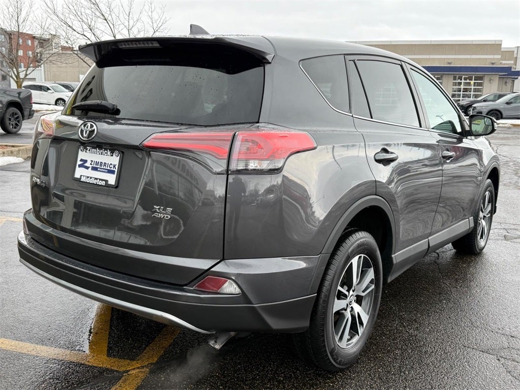 2018 Toyota RAV4 XLE