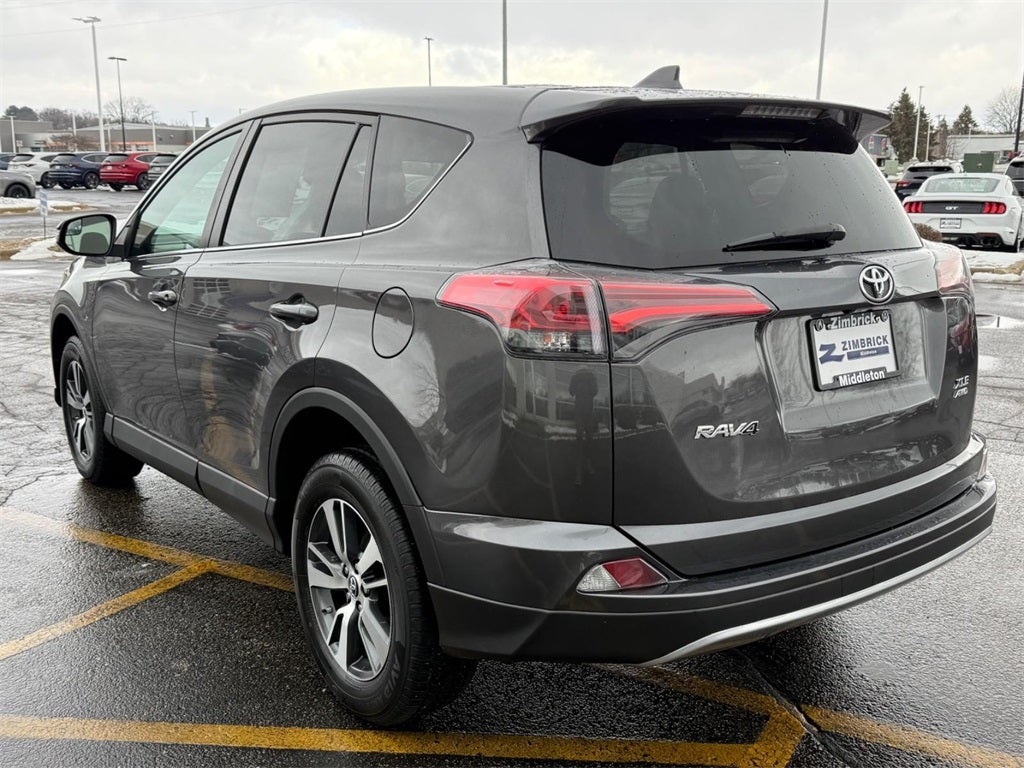 2018 Toyota RAV4 XLE
