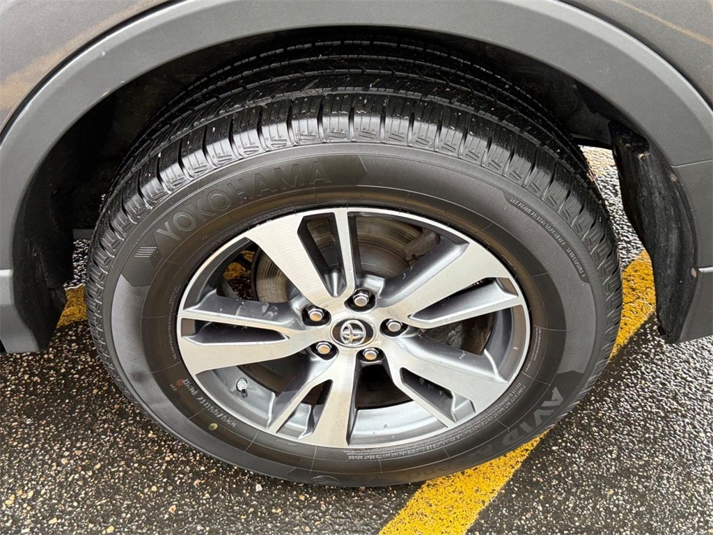 2018 Toyota RAV4 XLE