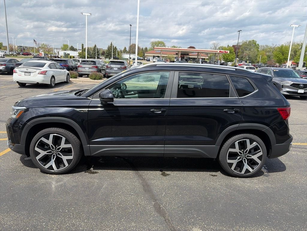 2023 Volkswagen Taos 1.5T SEL