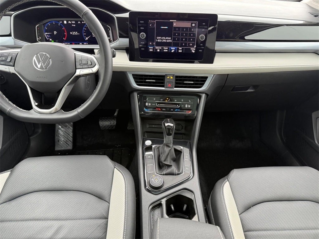 2025 Volkswagen Taos 1.5T SEL