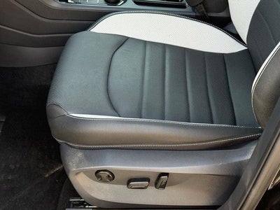 2025 Volkswagen Taos 1.5T SEL