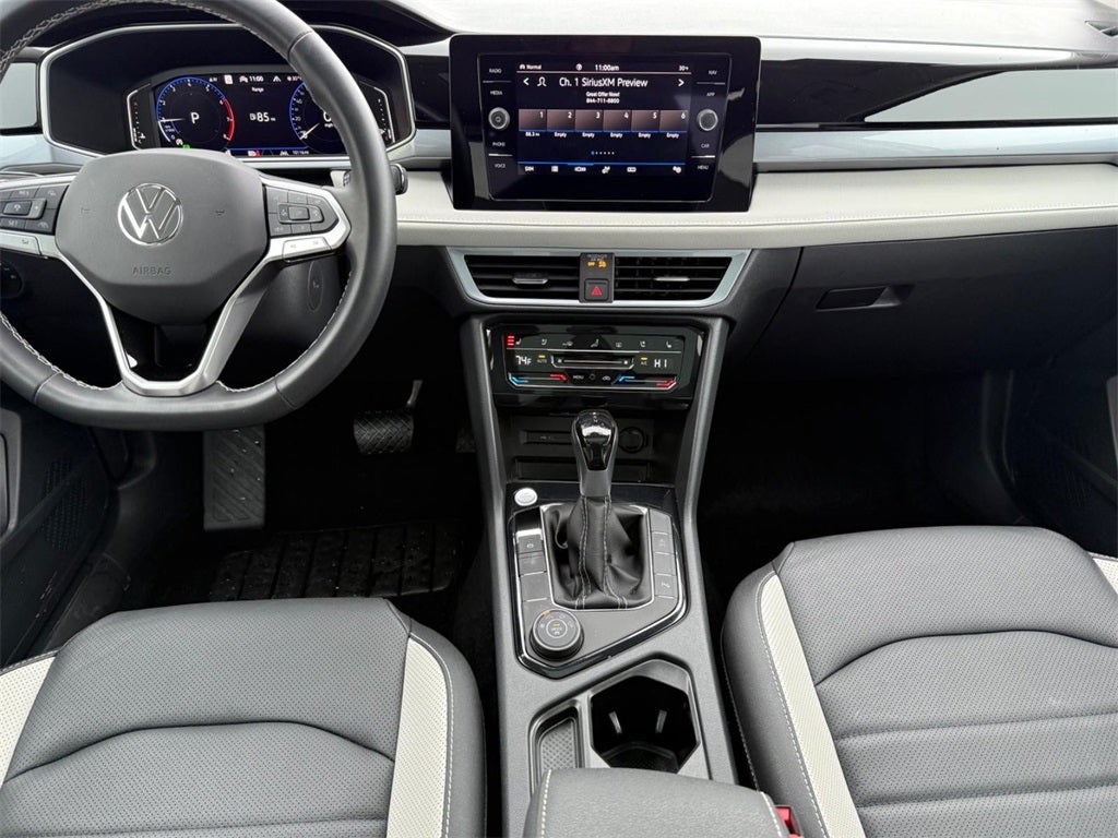 2025 Volkswagen Taos 1.5T SEL