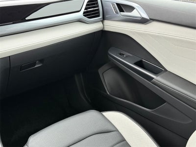 2025 Volkswagen Taos 1.5T SEL