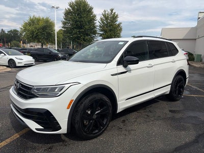 2024 Volkswagen Tiguan 2.0T SE R-Line Black