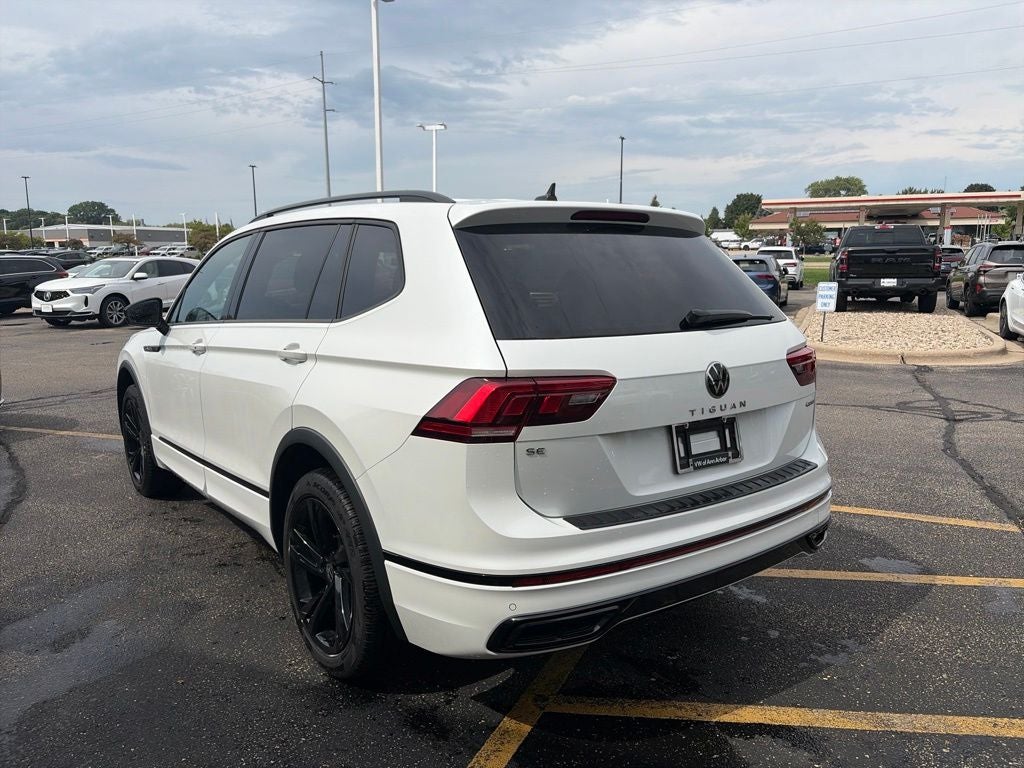 2024 Volkswagen Tiguan 2.0T SE R-Line Black