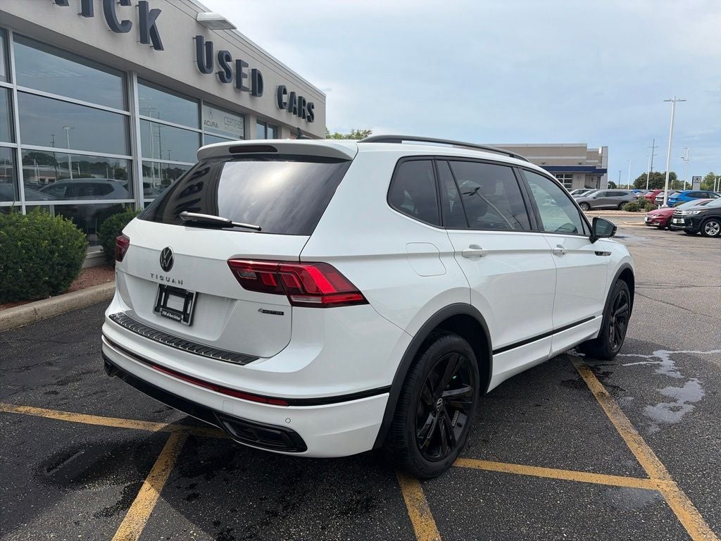 2024 Volkswagen Tiguan 2.0T SE R-Line Black