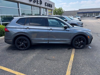 2023 Volkswagen Tiguan 2.0T SE R-Line Black
