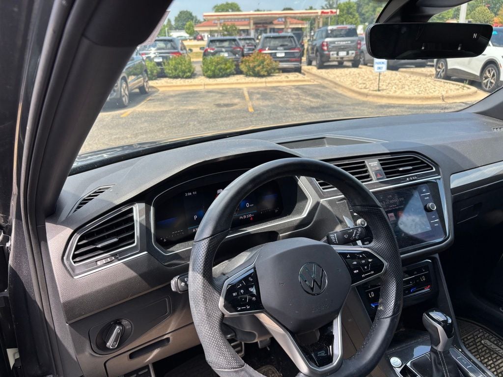 2023 Volkswagen Tiguan 2.0T SE R-Line Black