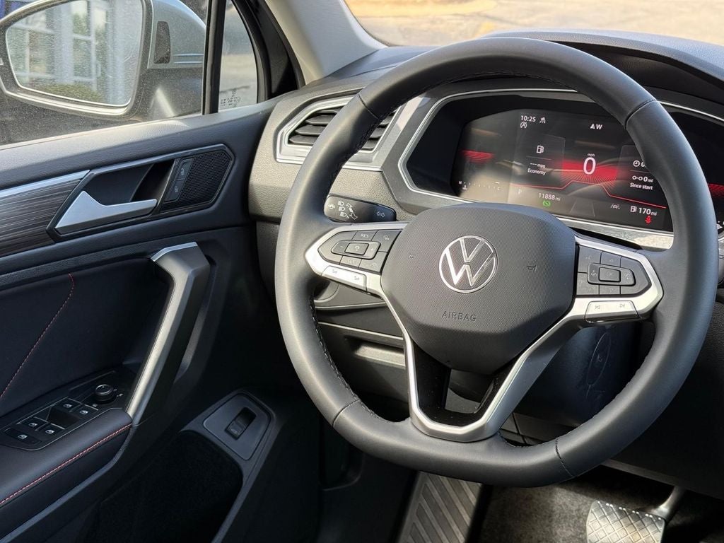 2024 Volkswagen Tiguan 2.0T Wolfsburg Edition