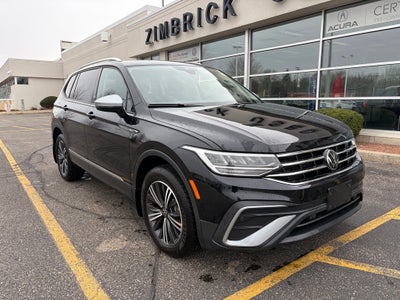 2024 Volkswagen Tiguan 2.0T Wolfsburg Edition