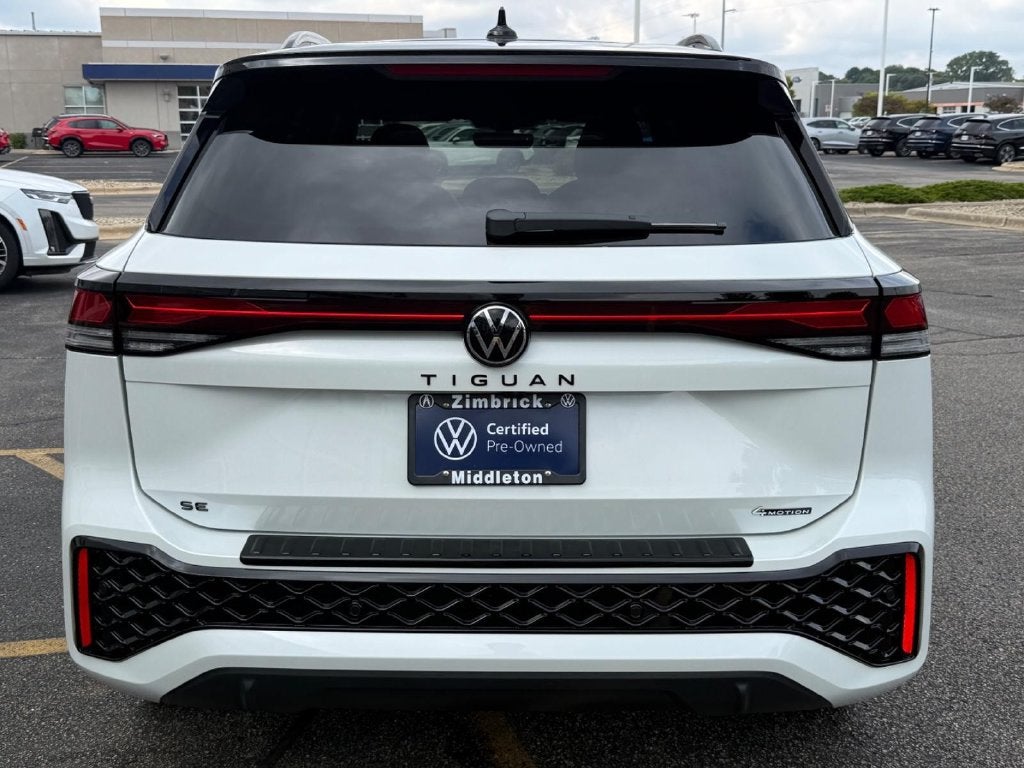 2025 Volkswagen Tiguan 2.0T SE R-Line Black