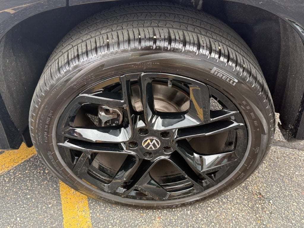 2025 Volkswagen Tiguan 2.0T SE R-Line Black