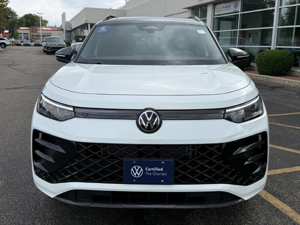 2025 Volkswagen Tiguan 2.0T SE R-Line Black