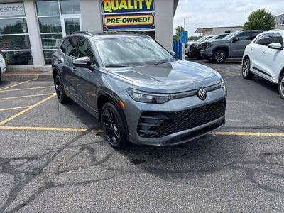2025 Volkswagen Tiguan 2.0T SE R-Line Black