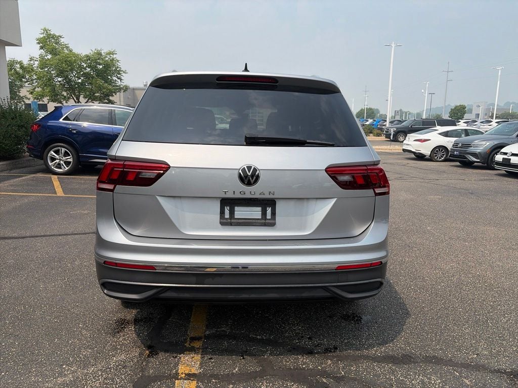 2023 Volkswagen Tiguan 2.0T SE