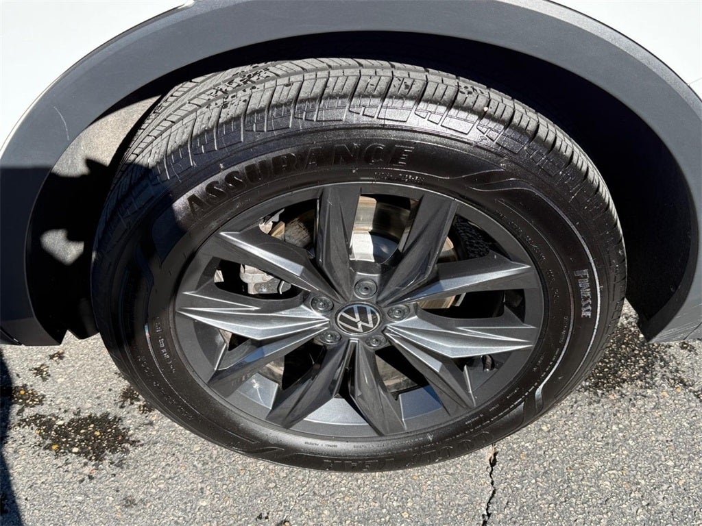2024 Volkswagen Tiguan 2.0T SE
