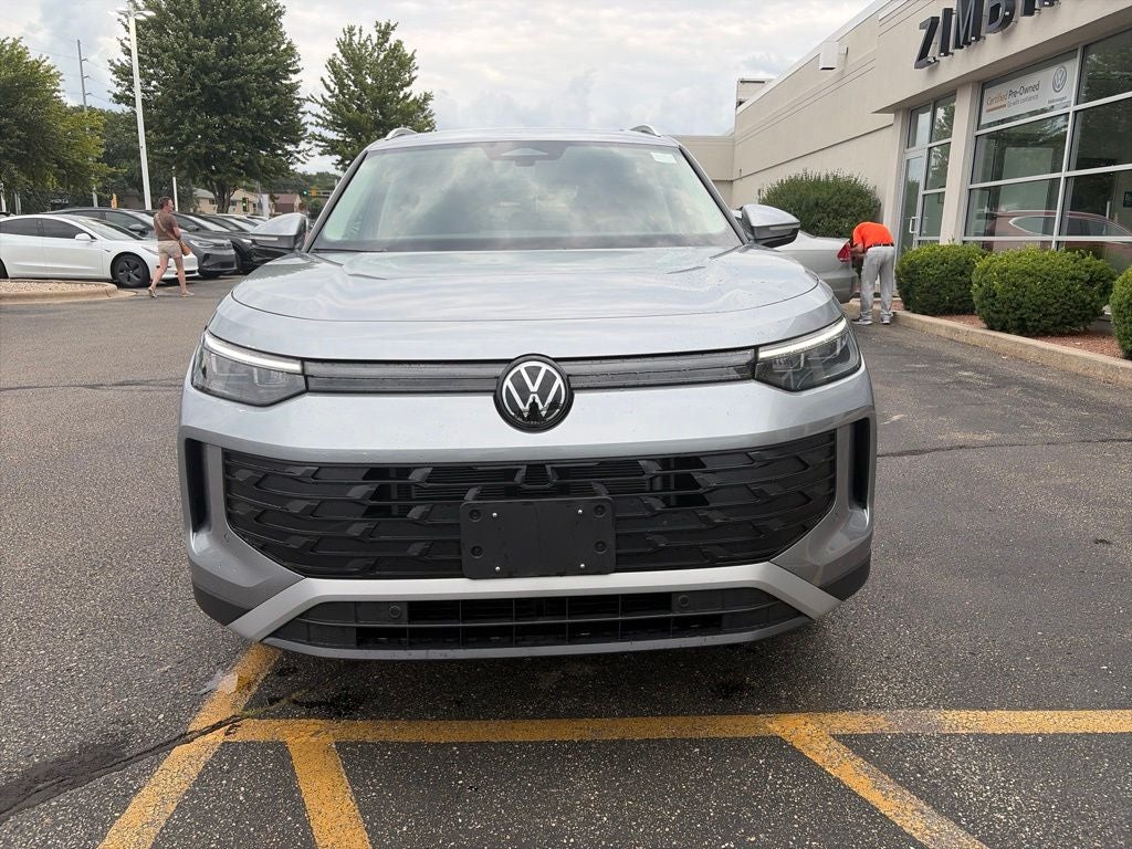 2025 Volkswagen Tiguan 2.0T SE