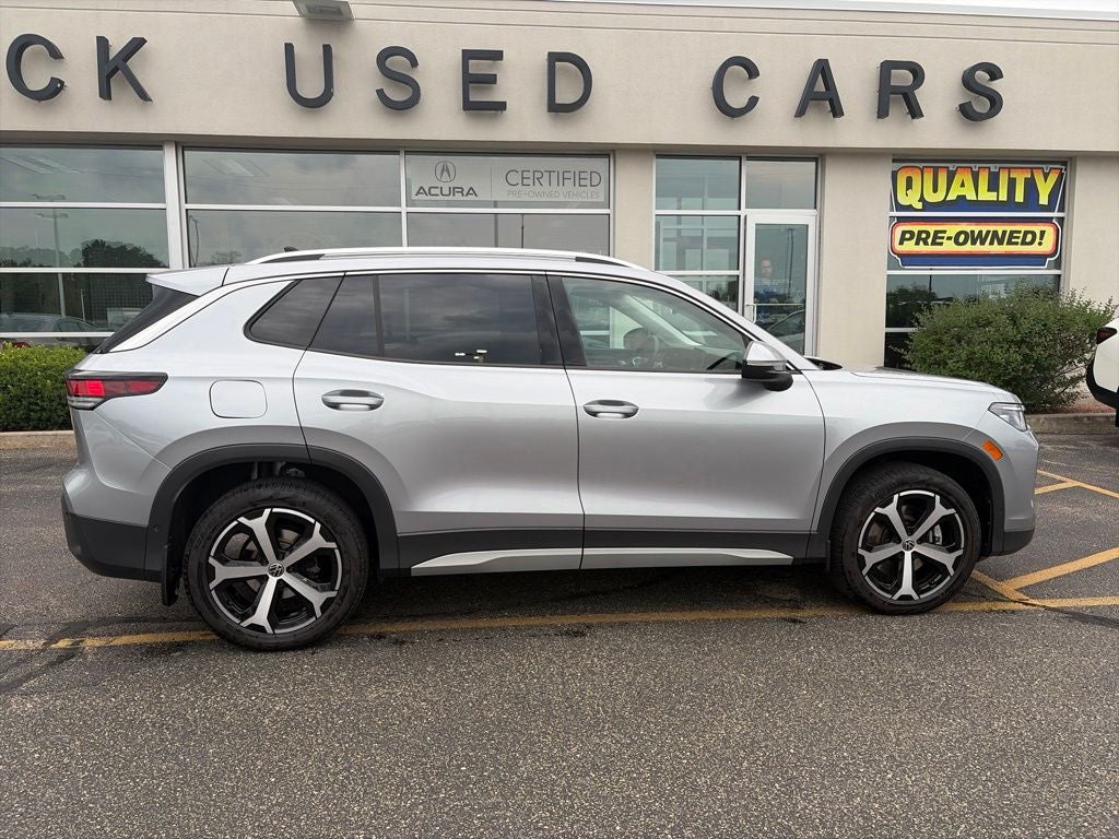 2025 Volkswagen Tiguan 2.0T SE