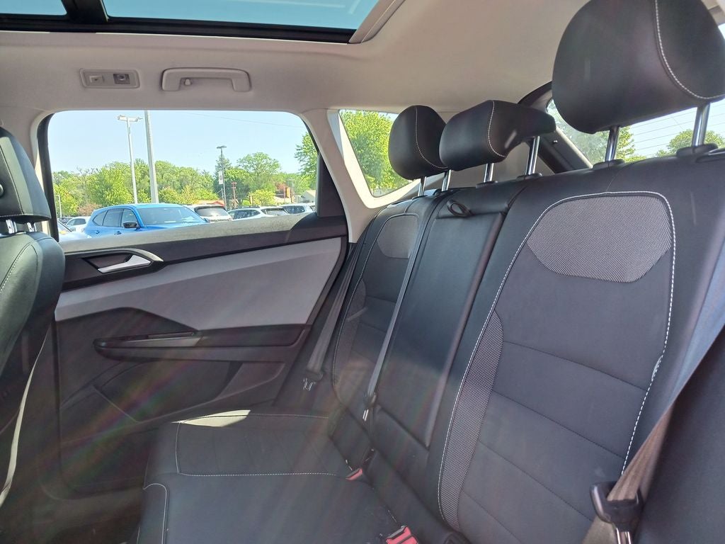 2023 Volkswagen Taos 1.5T SE