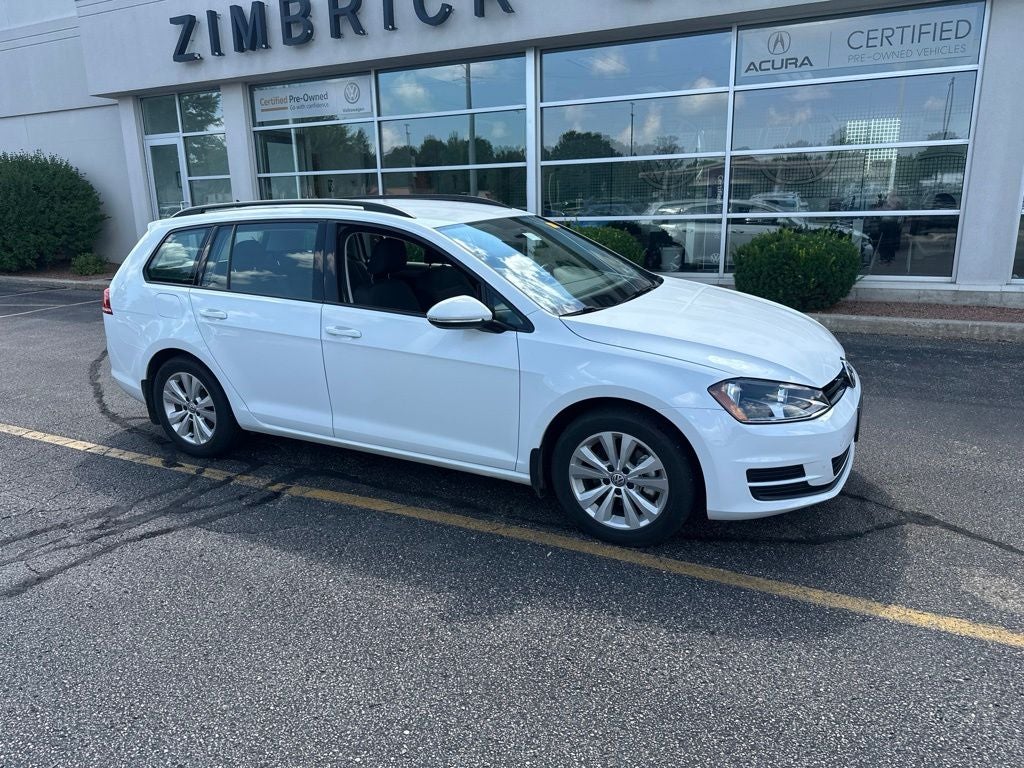 2017 Volkswagen Golf SportWagen S 4Motion