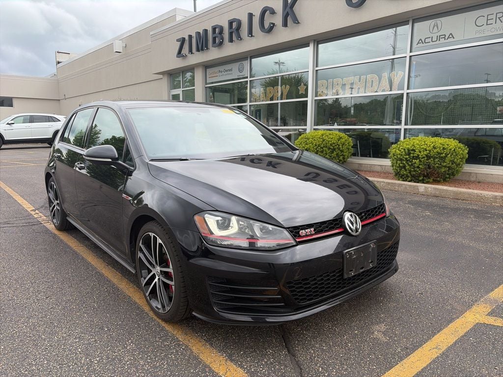 2017 Volkswagen Golf GTI Sport